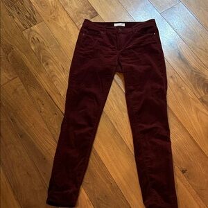 Loft Women’s Burgundy Velvet Jeans, size 2/26